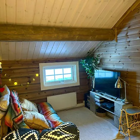 Casa vacanze Timber With Outdoor Near Stranda *