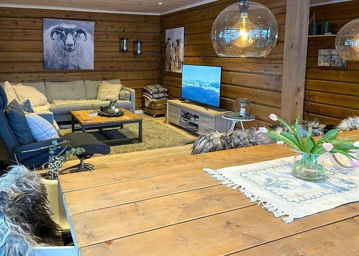 Timber With Outdoor Near Stranda *