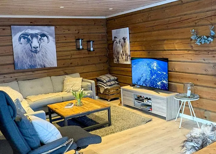 Timber With Outdoor Near Stranda *
