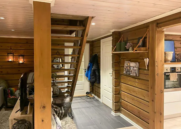 بيت للعطل Timber With Outdoor Near Stranda *